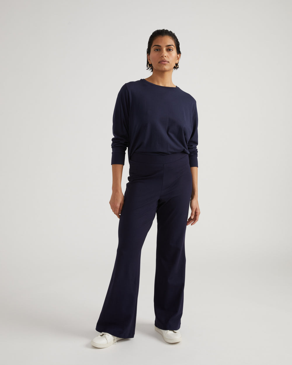 Roya Bootcut Legging - Midnight