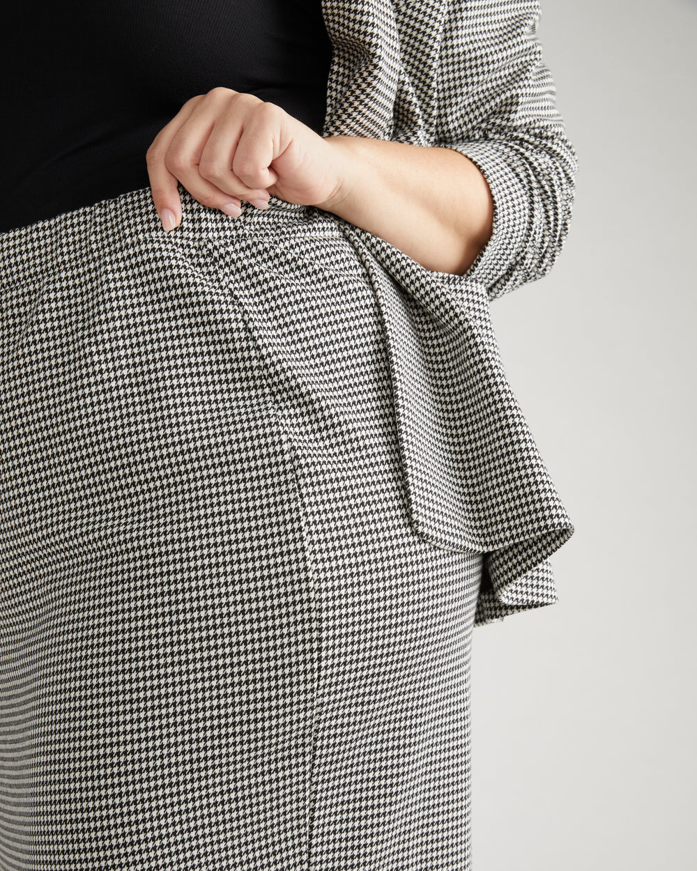 Danube Ponte Skirt - Black/White Houndstooth