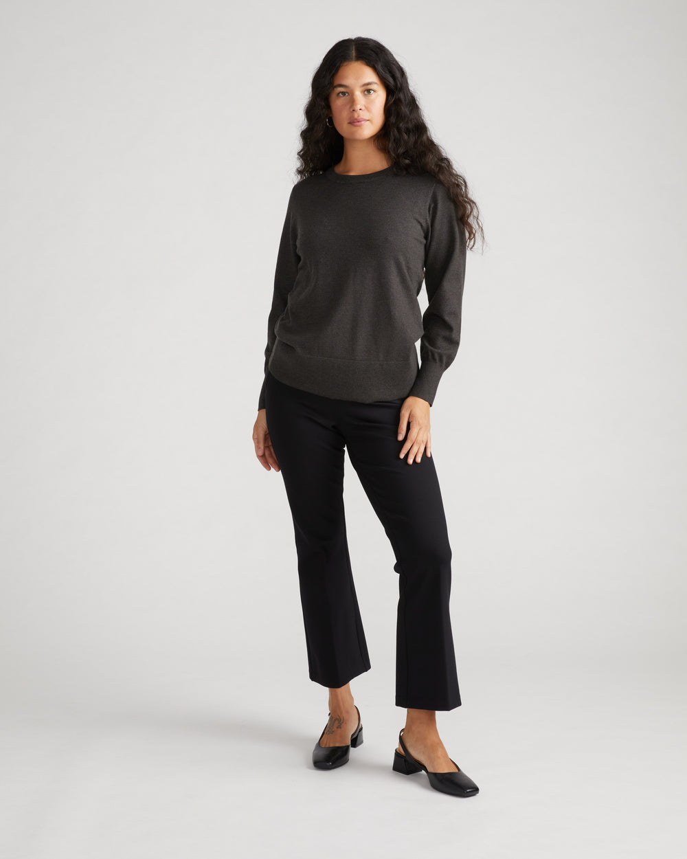 Savvy Fine Knit Crew Sweater - Graphite