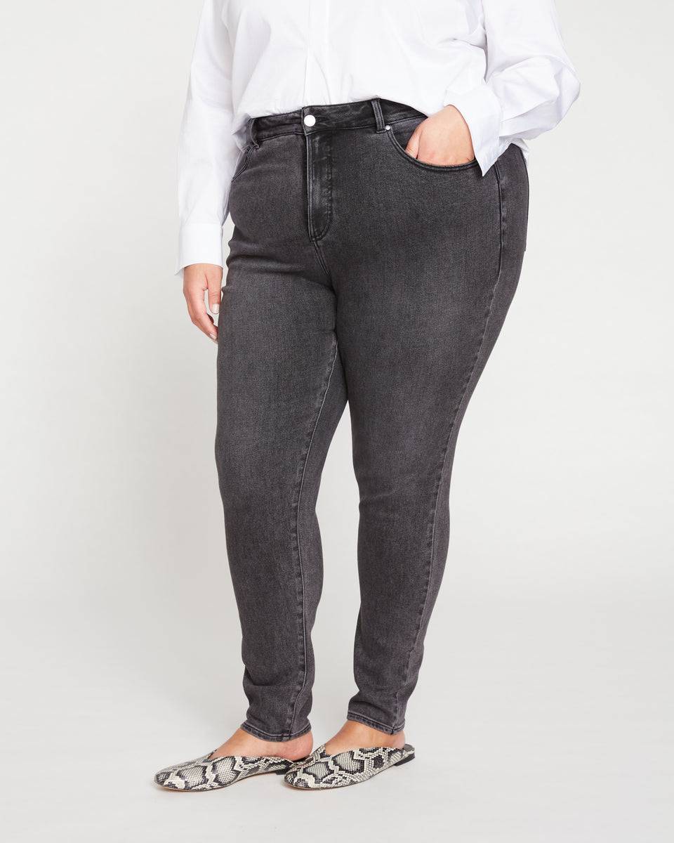 Joni High Rise Curve Slim Leg Jeans 32 Inch - Soft Black Zoom image 3