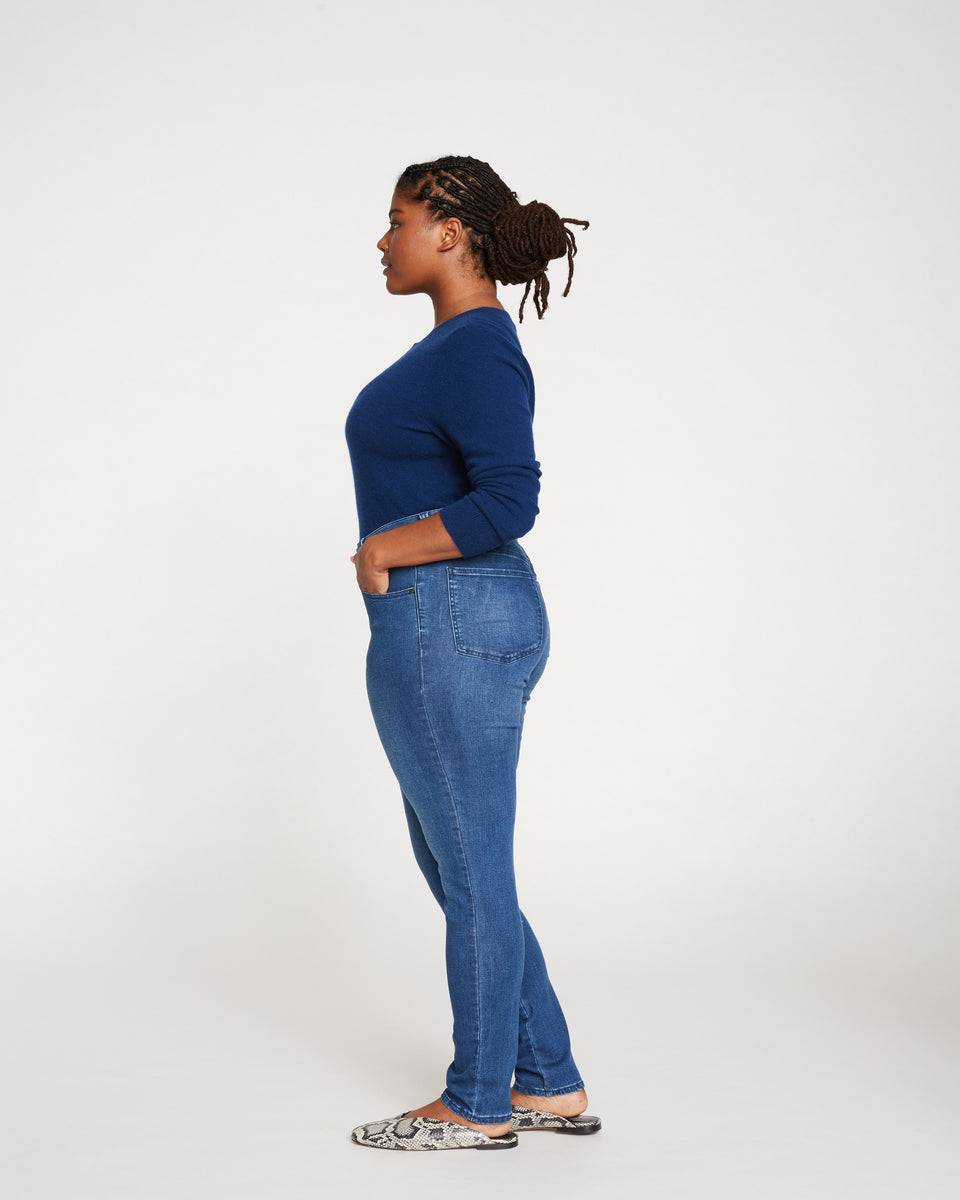 Dark Wash Extreme Flare Heavy Weight Plus Size Jeans - 22 / Blue