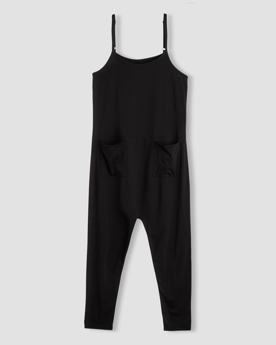2 Effortless Ways to Wear a Black Jumpsuit - Fashion Jackson